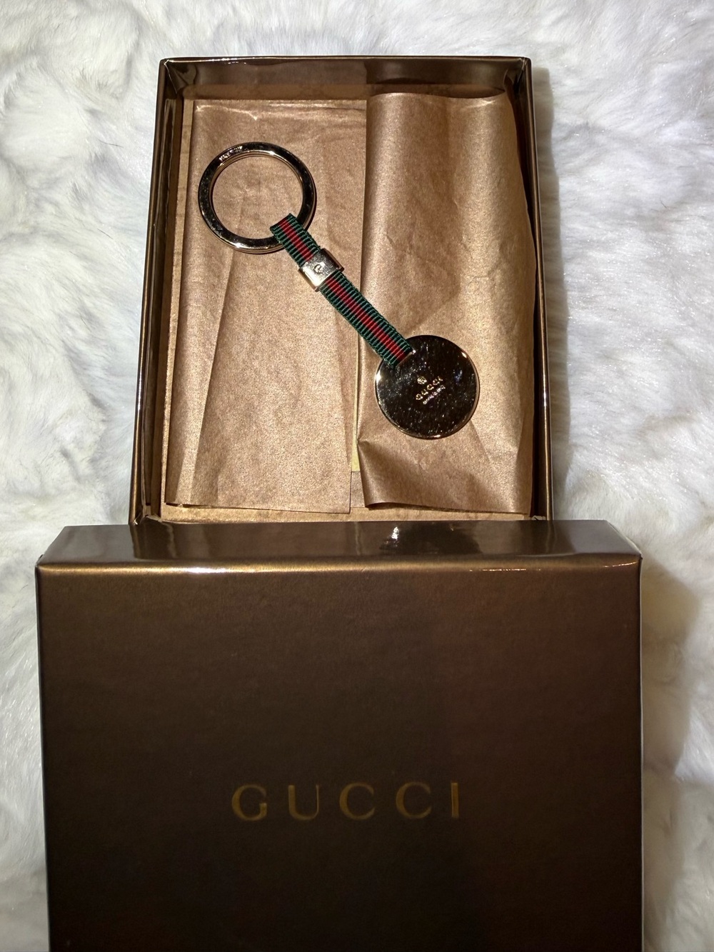 Gucci Red and Green Web Stripe Gold-Tone Logo Keyring - Picture 8 of 9